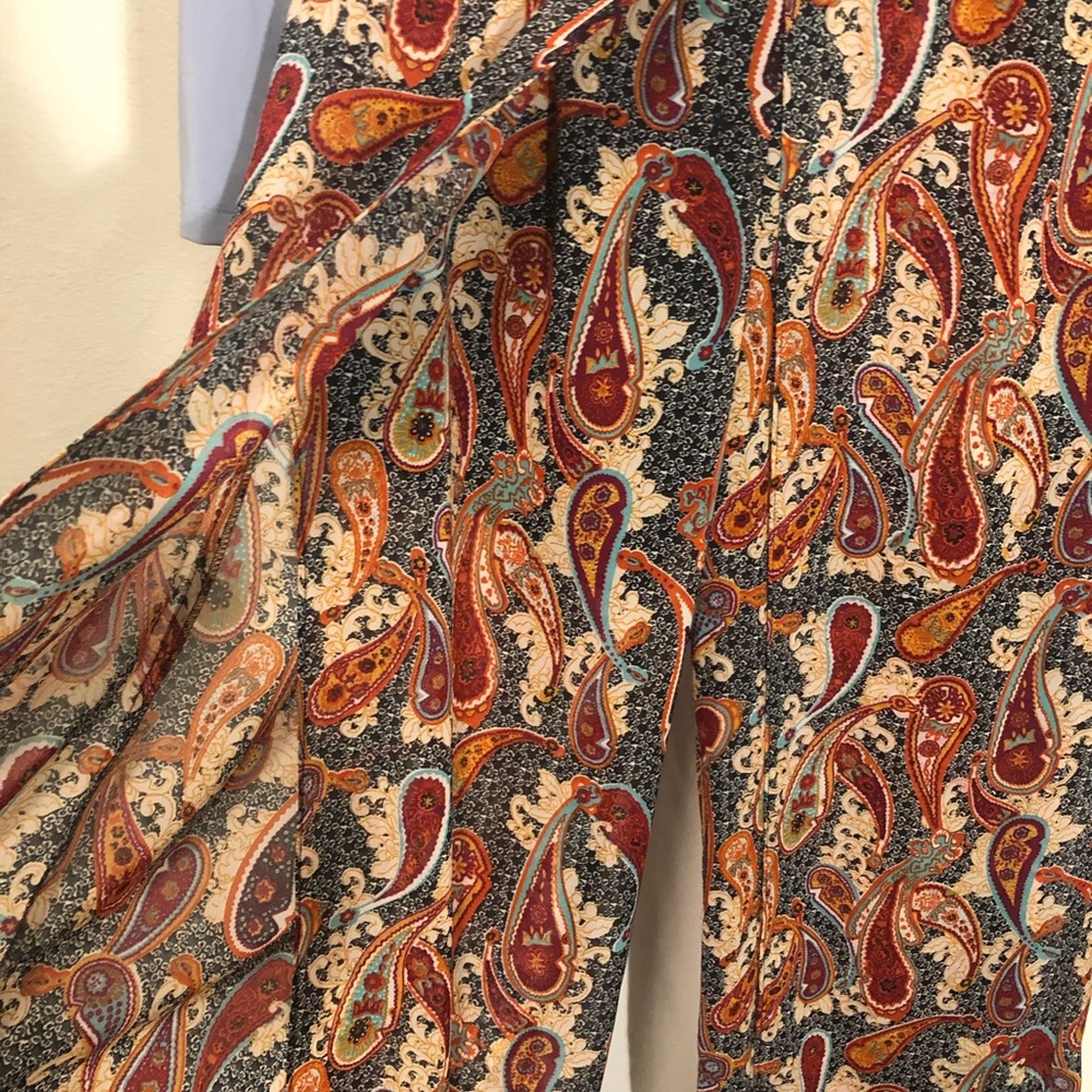 Paisley flowy open front palazzos pants with purse